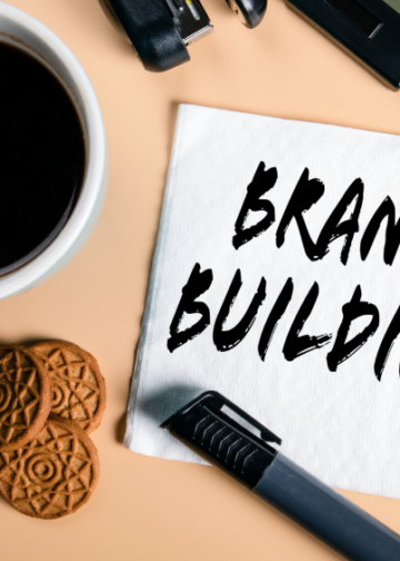 Modalități simple de a-ți promova brandul offline