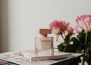 Cum să îți construiești o imagine de marcă puternică și distinctivă